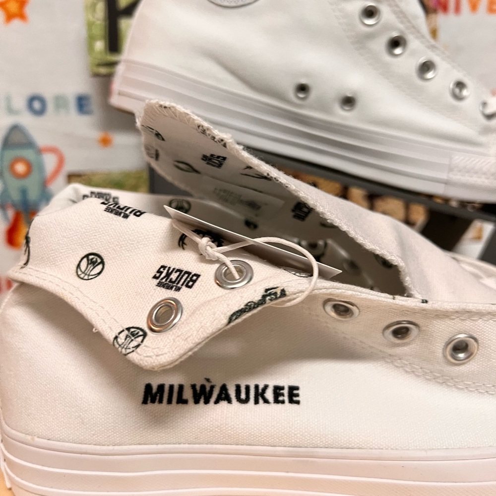 CONVERSE CTAS HI BUCKS MILWAUKEE BASKETBALL - Picture 6 of 14